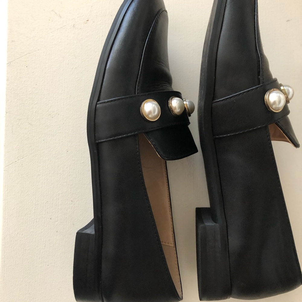 Shoes - Picture 2 of 7